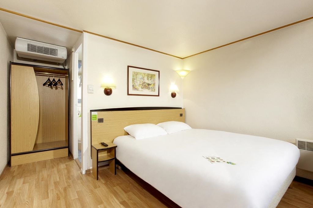 กีริอ๊าด ลีล เอสต์ อ็อง โฮเต็ล Hotel Hem ห้อง รูปภาพ